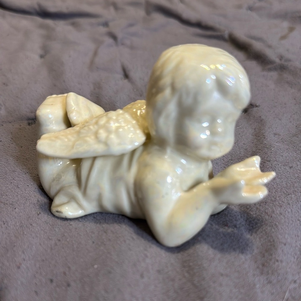 GANZ Cream Decorative Accent Figurine